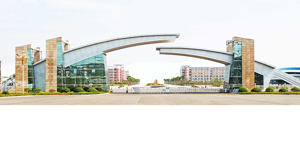 大學(xué)校志：校名、校標(biāo)、校訓(xùn)、?；?、校旗、校歌