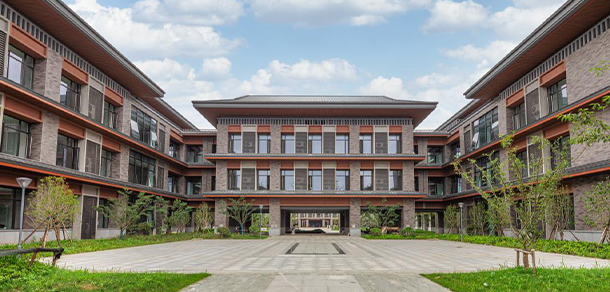 嘉興大學 - 最美大學