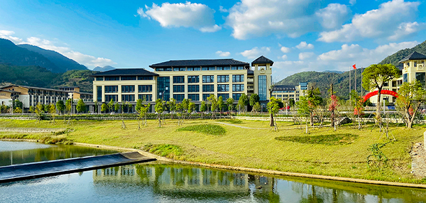 我的大學(xué)-大學(xué)志