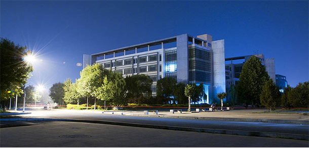 齊魯工業(yè)大學 - 最美大學