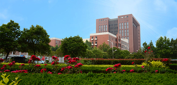 河南科技學院 - 最美大學