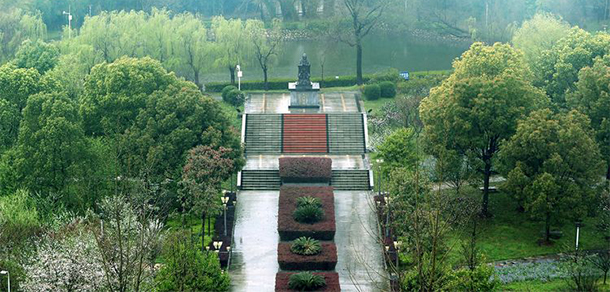 江漢大學