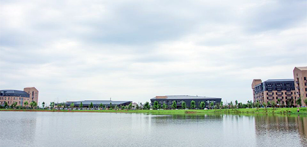 武漢晴川學院 - 最美大學