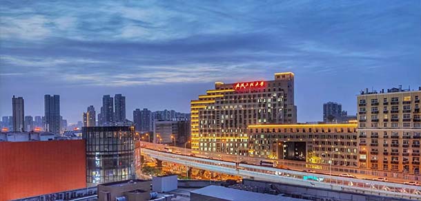 武漢工程大學郵電與信息工程學院 - 最美院校