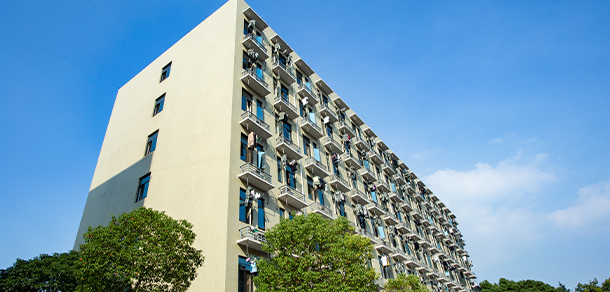 武漢工程大學郵電與信息工程學院 - 最美大學
