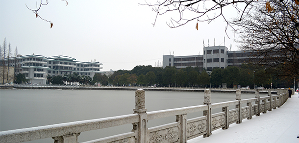 長江大學文理學院 - 最美大學