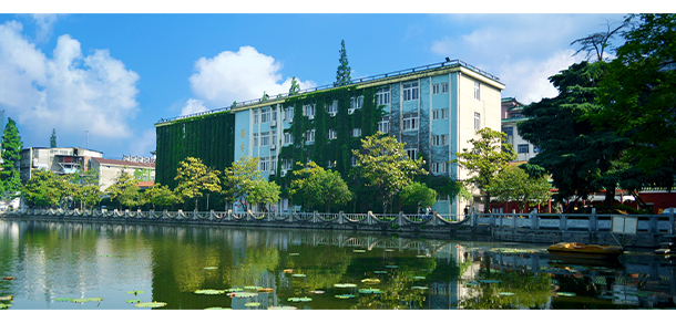 長江大學文理學院 - 最美大學