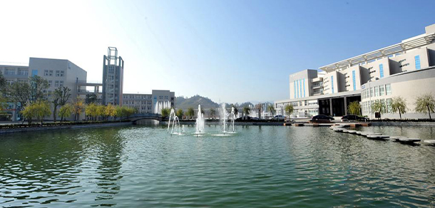 我的大學(xué)-大學(xué)志