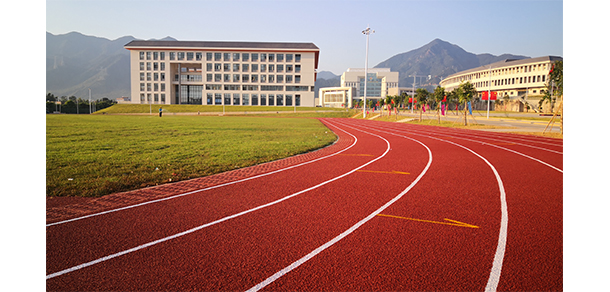 廣東科貿職業(yè)學院 - 最美大學