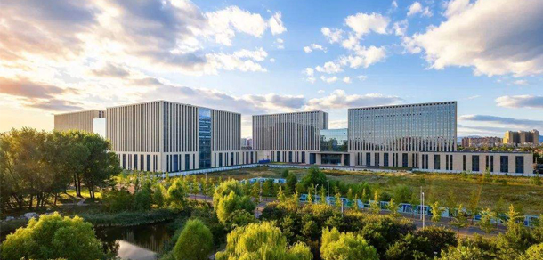 大學校志：校名、校標、校訓、校徽、校旗、校歌