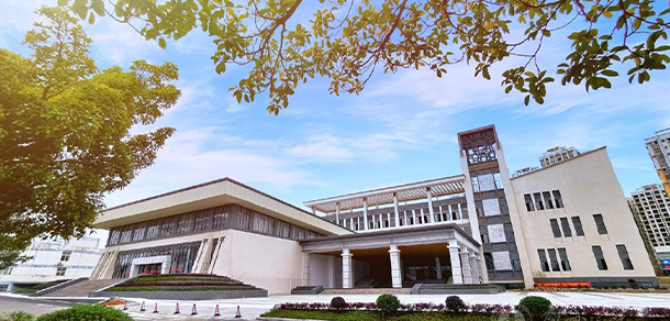 我的大學(xué)-大學(xué)志