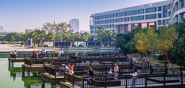 柳州工學(xué)院