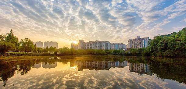 重慶科技大學(xué)