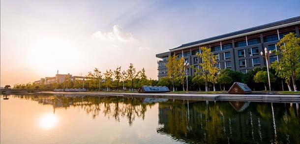 四川大學 - 最美院校