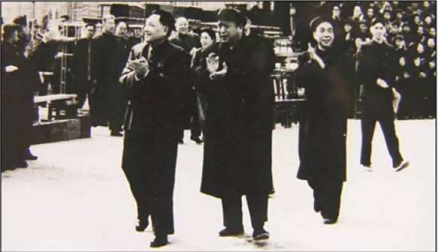鄧小平同志在甘肅財經(jīng)學院校址接見全省工交財貿(mào)系統(tǒng)先進代表