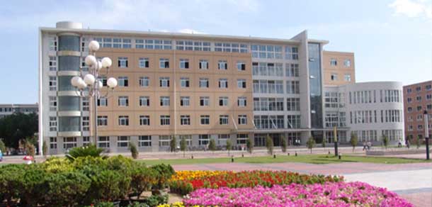 內(nèi)蒙古工業(yè)大學 - 最美院校