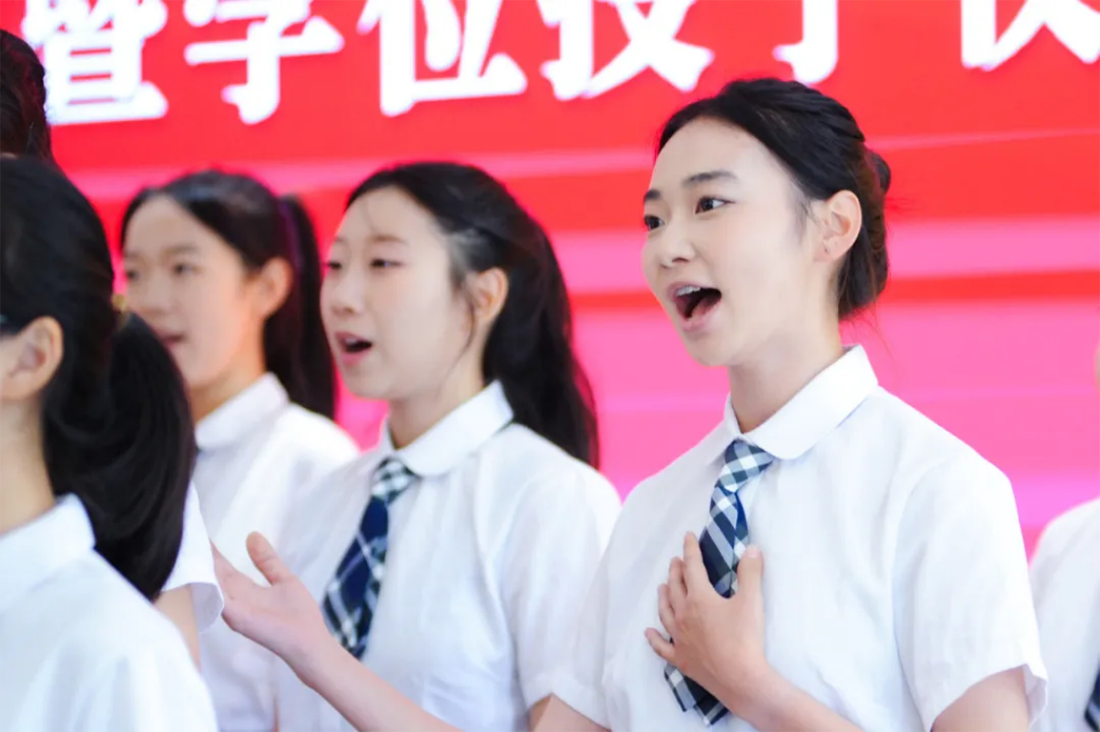 再見，小何——遼寧何氏醫(yī)學(xué)院