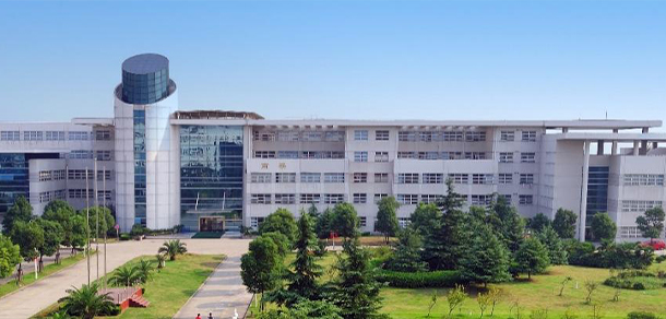 我的大學(xué)-大學(xué)志